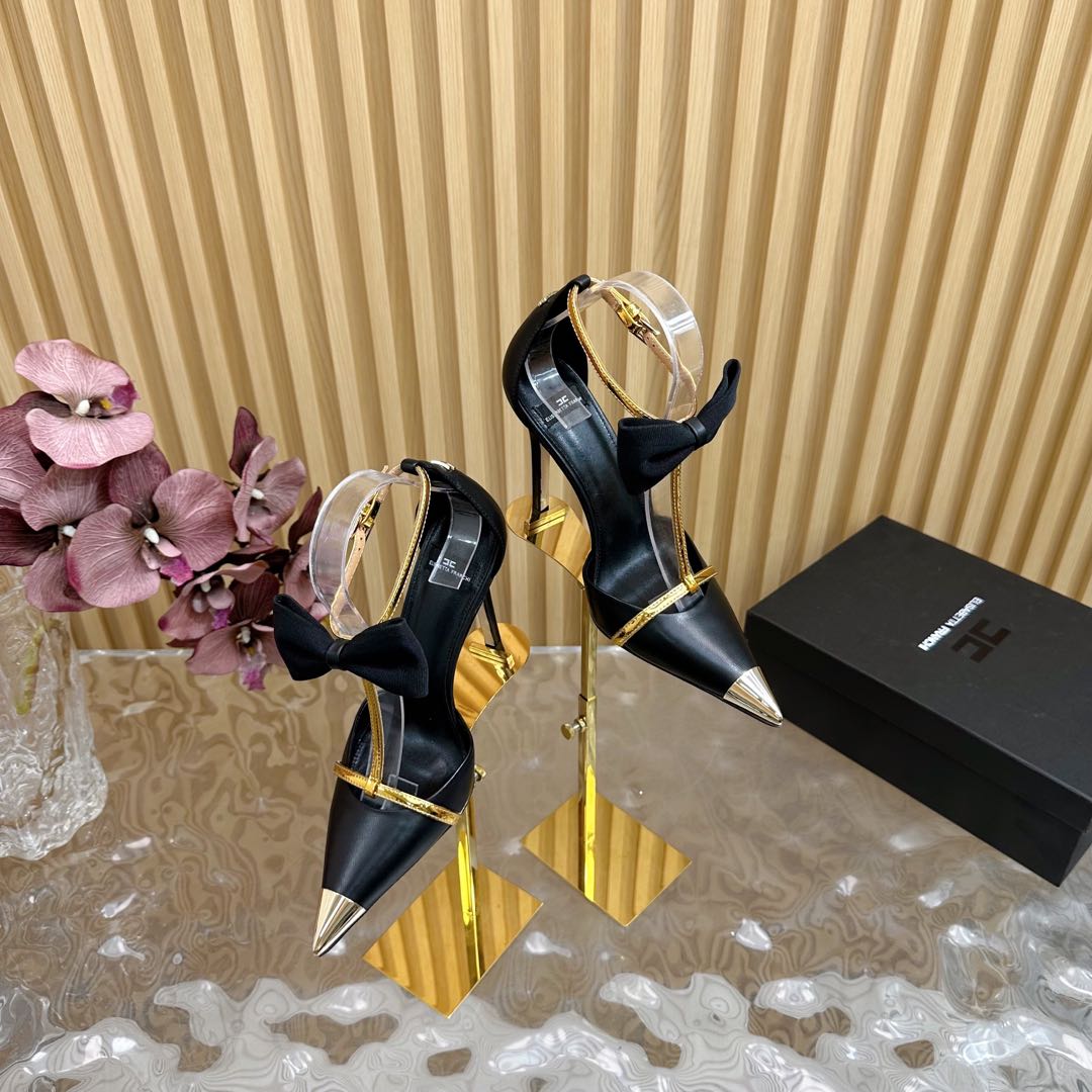 NO:129405,The top version of the market, exclusive new model released, the entire series has successively launched all heel-shaped models, and finally ushered in it. A light luxury brand, Elisabetta Franchi Elisabetta Franchi, beautiful high-heel fashion show sandals, ELISABETTA FRANCH is a fashion brand from Italy. ———————————————————————————————— Prepare to welcome a wave of beautiful pointed high-heeled heart-warming snipers. The small gold bars show the cold and cool atmosphere and the sexy pointed toe collision. Simple and high-end. The heel is stable and elegant. The flash drill strap and velvet upper lit up the romantic atmosphere, the thin heel beauty gives a new 