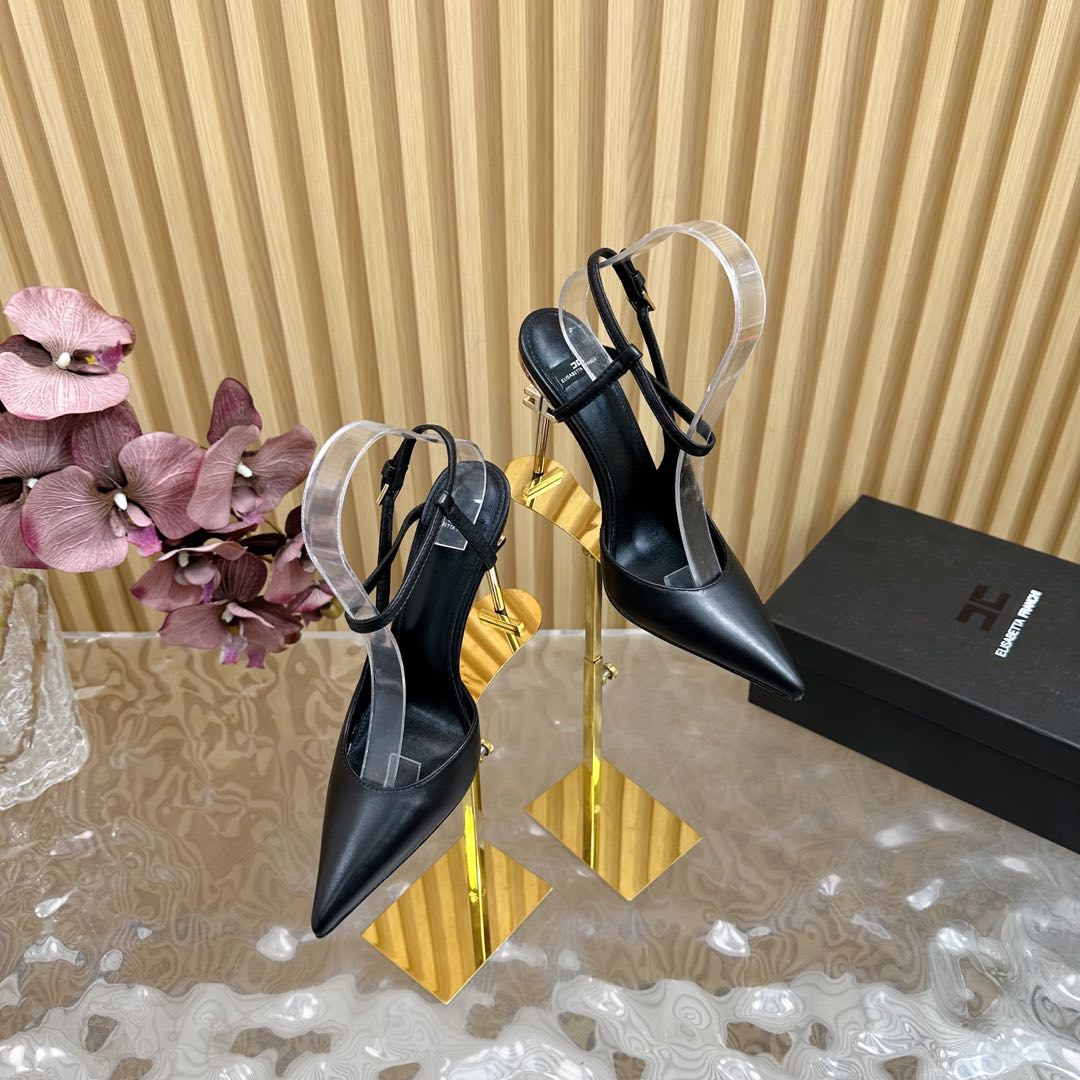 NO:129823,The top version of the market, exclusive new model released, the entire series has successively launched all heel-type exclusive model openings/it took 3 months to finally welcome it. A light luxury brand, Elisabetta Franchi Elisabetta Franchi beautiful high-heel fashion show sandals ELISABETTA FRANCH is a fashion brand from Italy ———————————————————————————— Prepare to welcome a wave of beautiful pointed high-heeled heart-warming snipers with beautiful pointed high heels. The small gold bars show the cold and cool atmosphere and the sexy pointed toe collision. Simple and high-end. Heel-high stabilizes the elegant temperament. The flash drill strap and velvet upper lit up the romantic atmosphere, the thin heel beauty gives a new 