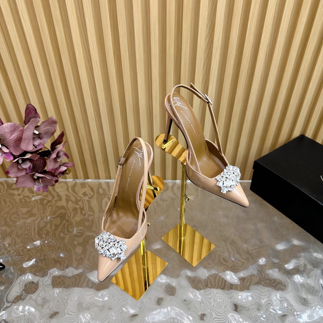New Giuseppe Zanotti 24s: High Heels for Women in Paint Skin.