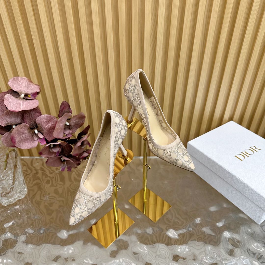 NO:130146,5 Dior fairy versatile ironing craft cat heel heel shoes early spring new product ———————————————————————————————————————————————————————————————————————————————————————————————————————————————————————————————————————————————————————————————————————————————————————————————————————————————————————————————————————  Must buy the annual meeting —————————————————————————————————————————————————————————————————————————————————————————————————————————————————————————————————————————————————————————————————————————————————————————————————————————————————————————————————————————————————————————————————————————————————————————————————————————————————————————————————————————————————————————————————————————————————————————————————————————————————————————————————————————————————————————————————————————————————————————————————————————————————————————198609095  Dior 迪奥仙女百搭烫钻工艺猫跟跟鞋早春新品 ————————————配飞机盒 专柜新款四季单鞋系列顶级上新 上班族首选！年会必须入手 ——————————— 鞋面原版定制材质烫钻特殊面料 内里透气柔软全羊皮内里 大底原版开模真皮大底 鞋码:35-42（40、41、42定制） 跟高10cm,高跟鞋,dior,dior,high heels,sheepskin,Leather soles,Women's Shoes