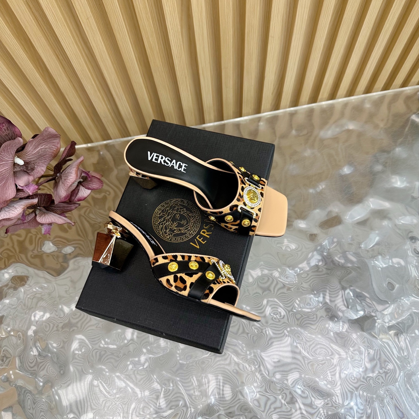 i1742202149090 330 0 1