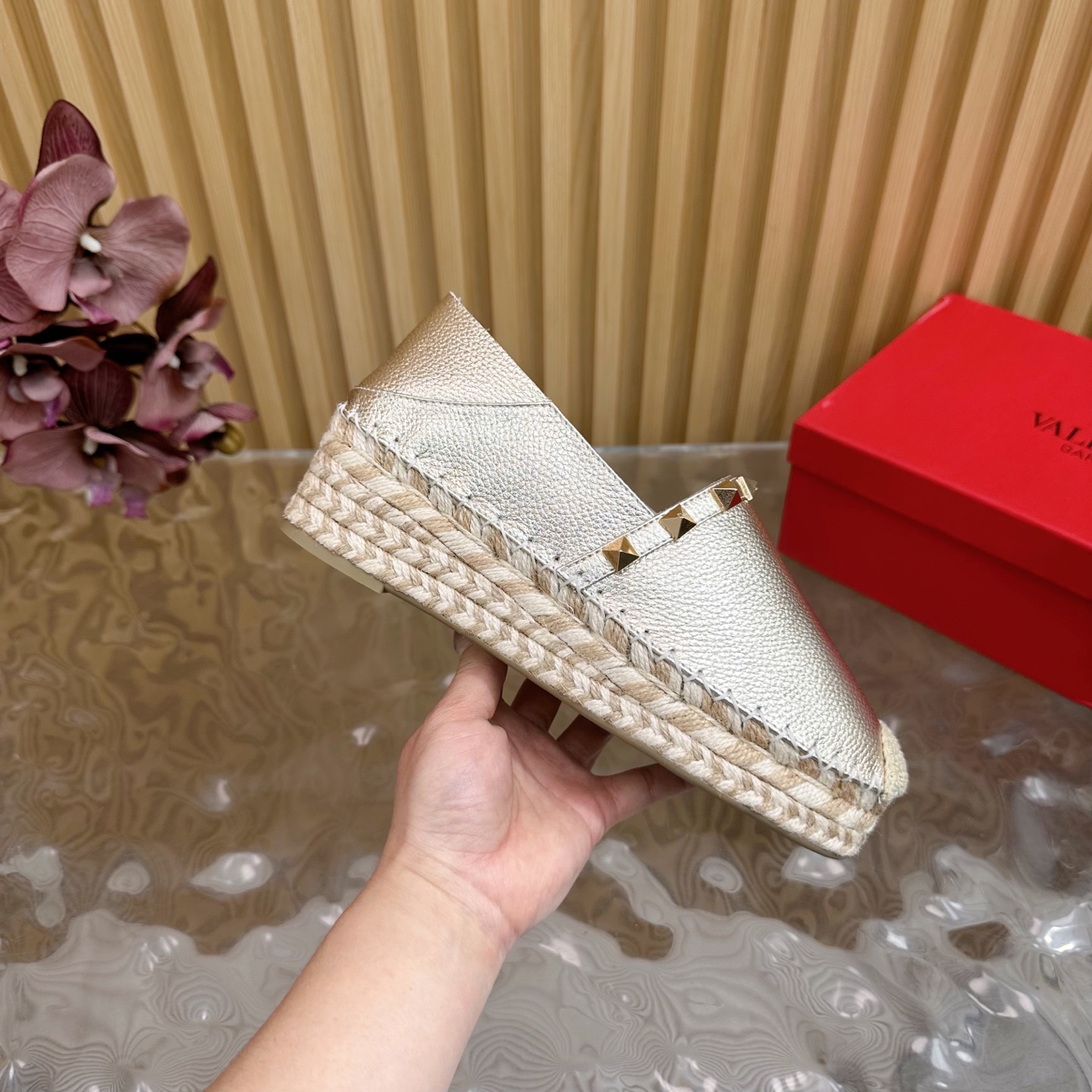 Valentino Garavani Metallic Leather Espadrille Flats With Studs 9 i1742415077271 8121 0 7