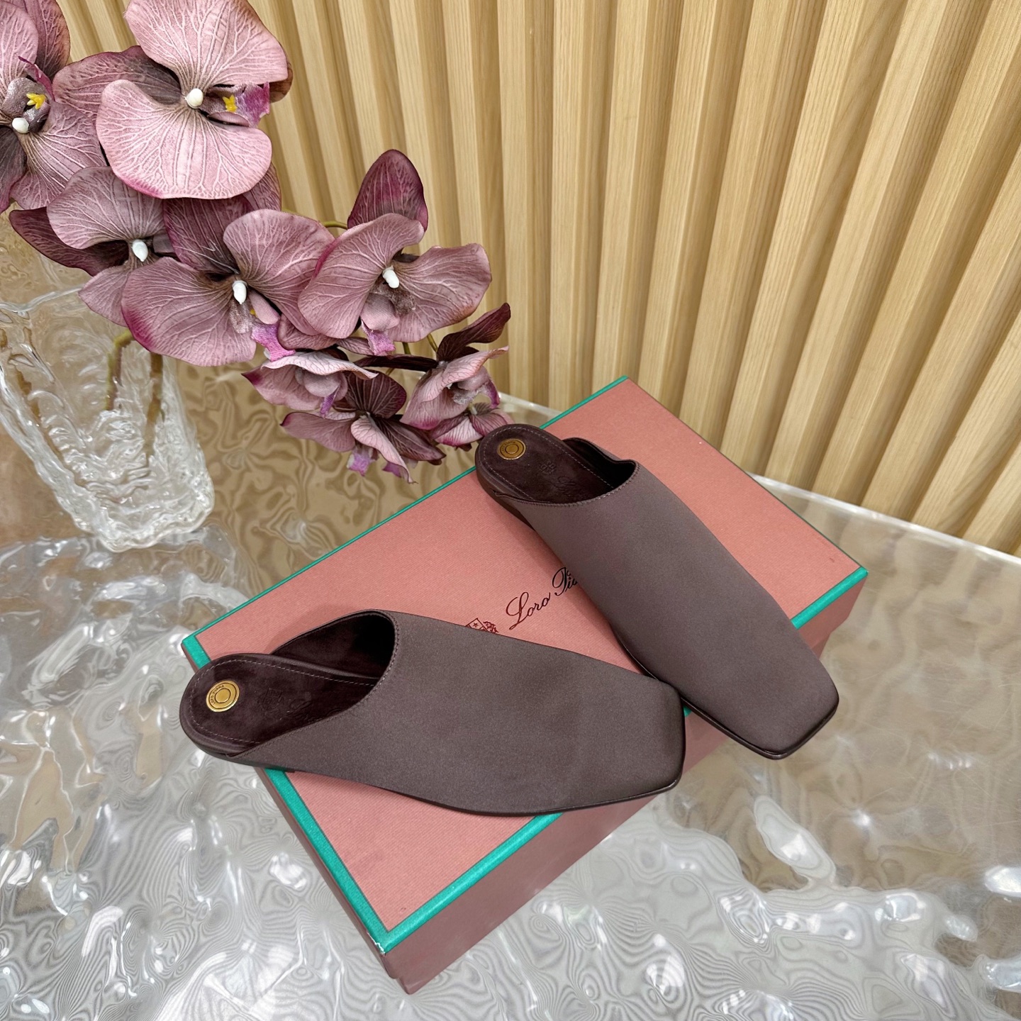 Loro Piana Women's Classic Elegant Mules Minimalist Style Slippers 2 i1742547048228 4387 0 1