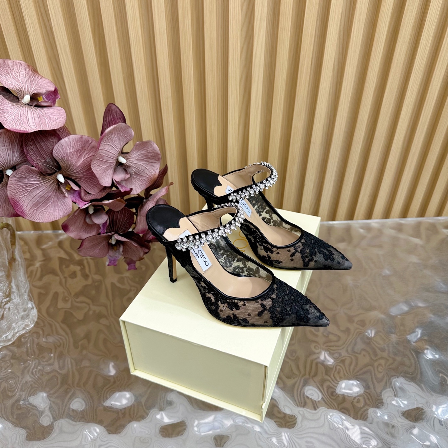 NO:249537,2025SSJIMMY CHOO Dinner High Heel Sandals/Single Shoes ——————————————————————————————————————————————————————————————————————————————————————————————————————————————————————————————————————————————————————————————————————————————————————————————————————————————————————————————————————————————————————————————————————————————————————————————————————————————————————————————————————————————————————————————————————————————————————————————————————————————————————————————————————————————————————————————————————————————————————————————————  heels cowhide sheepskin198609092025SSJIMMY CHOO 晚宴高跟凉鞋/单鞋 ——————————顶级版本 澳大利亚尖头 圆头系列、简直是美上天了,爱上优雅、爱上俏皮的未来感,光看一眼便想马上拥有,但一双精致的高跟鞋确是可以想想滴～ 系列专为超凡绝伦、无所谓的女士而设计,从而打造出别致的整体效果,Jimmy Choo 设计出激发女性一往无前的产品彰显魅力 1面料:牛皮蕾丝 2内里 羊皮内里 超级柔软细腻 3大底 进口意大利原色牛皮底 4码数 35一39（34、40、42、42定制) 5跟高 10.5cm,高跟鞋凉鞋,jimmy choo,sandals,high heels,cowhide,sheepskin,Women's Shoes