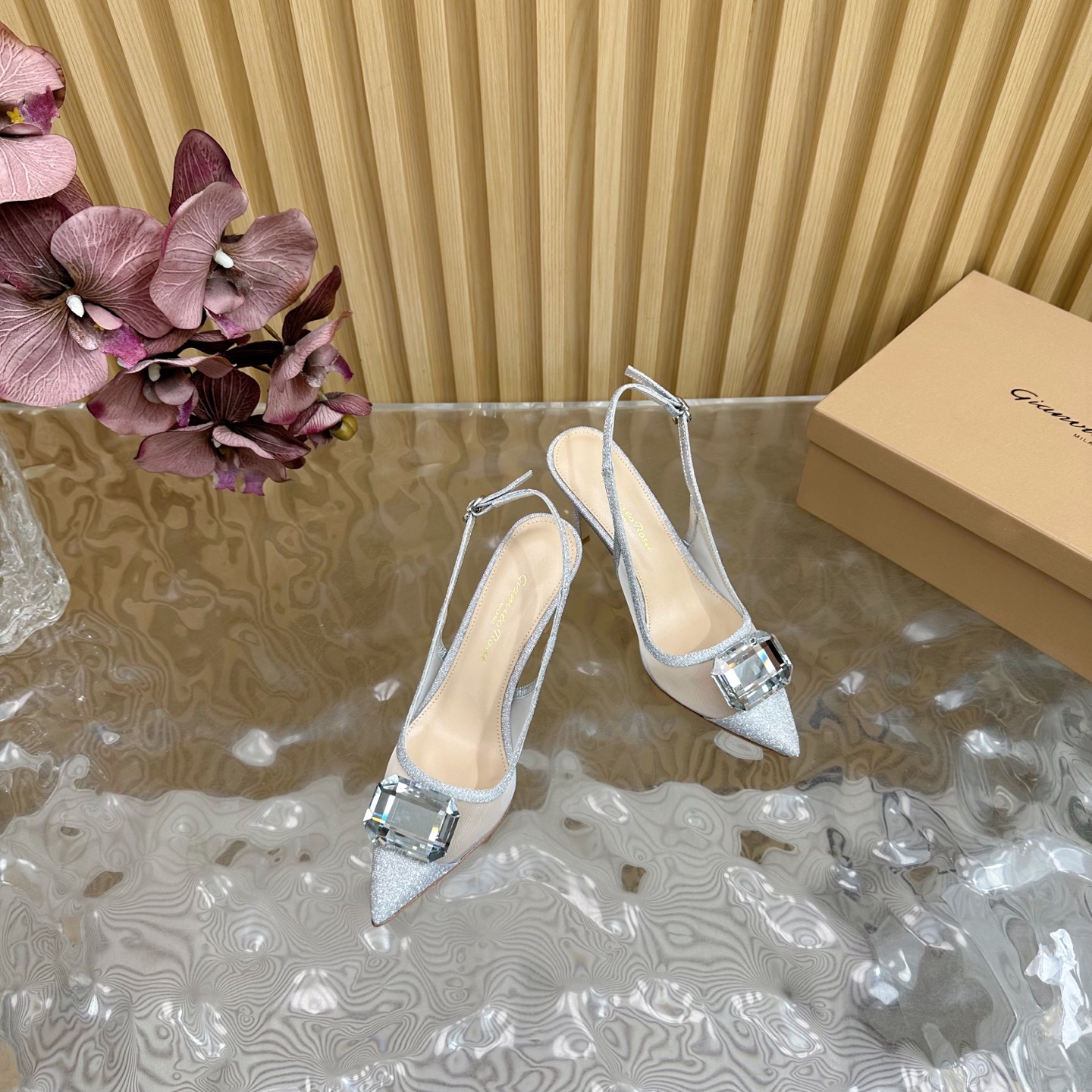 Fashionable Spring Shoes for Women: Modern Elegance and Comfort in Every Step - 图片 6