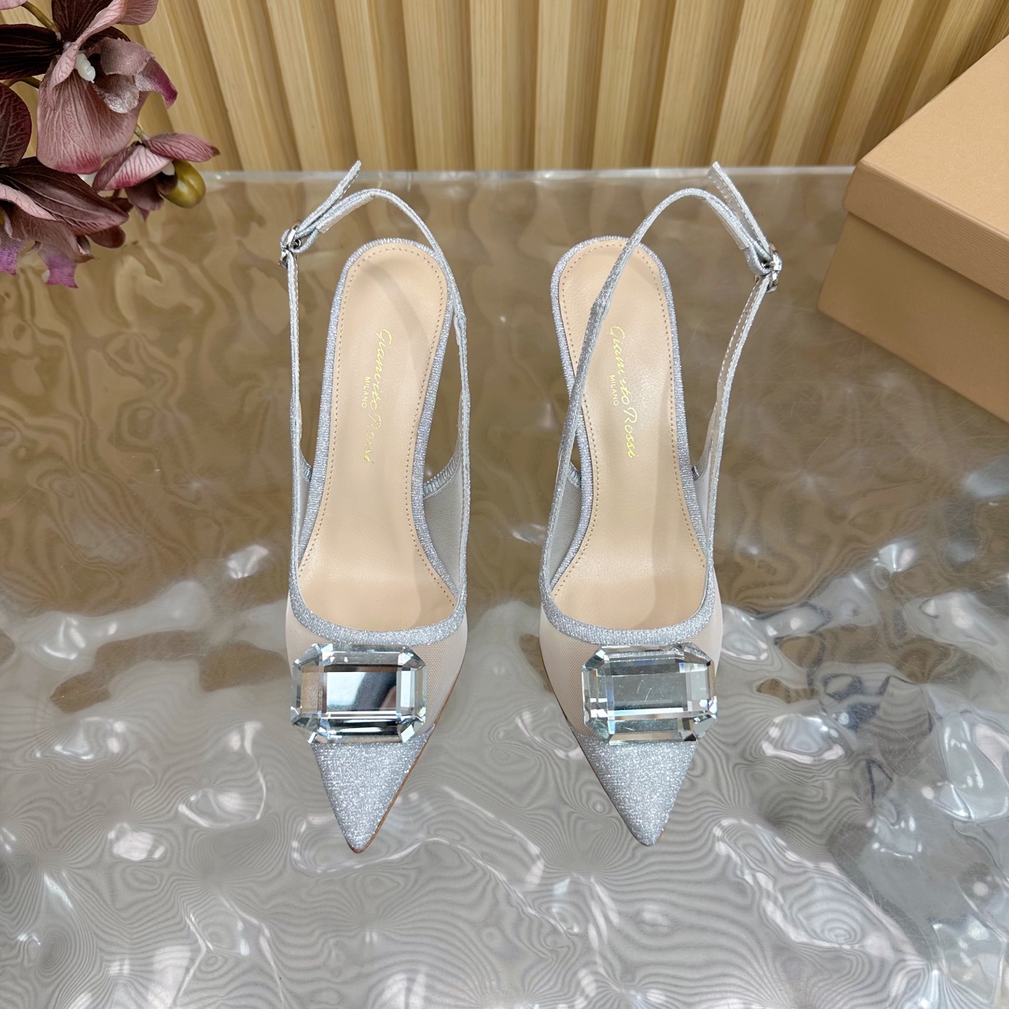 Fashionable Spring Shoes for Women: Modern Elegance and Comfort in Every Step - 图片 5