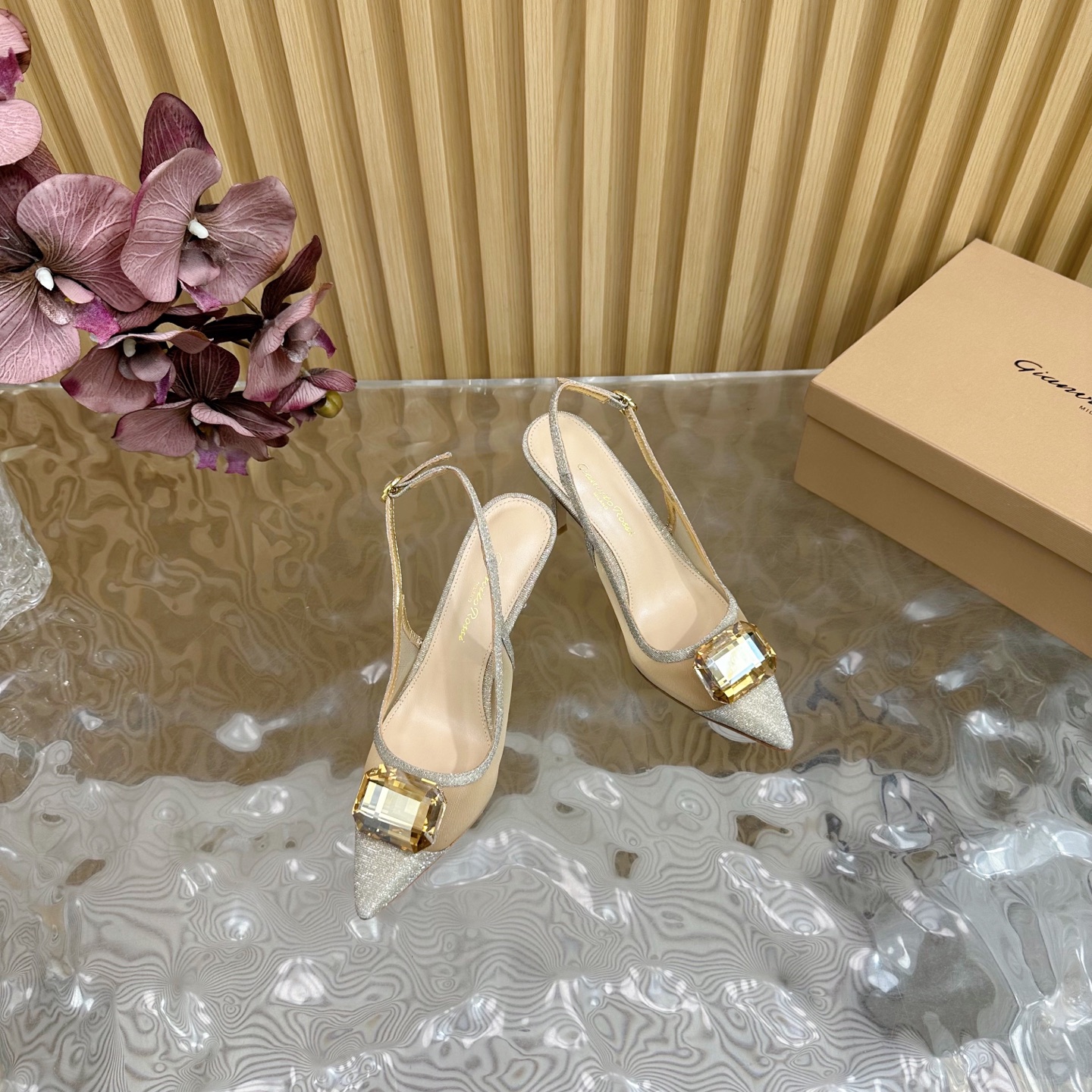 Stylish Spring Shoes for Women: Modern Elegance and Comfort in Every Step - 图片 6