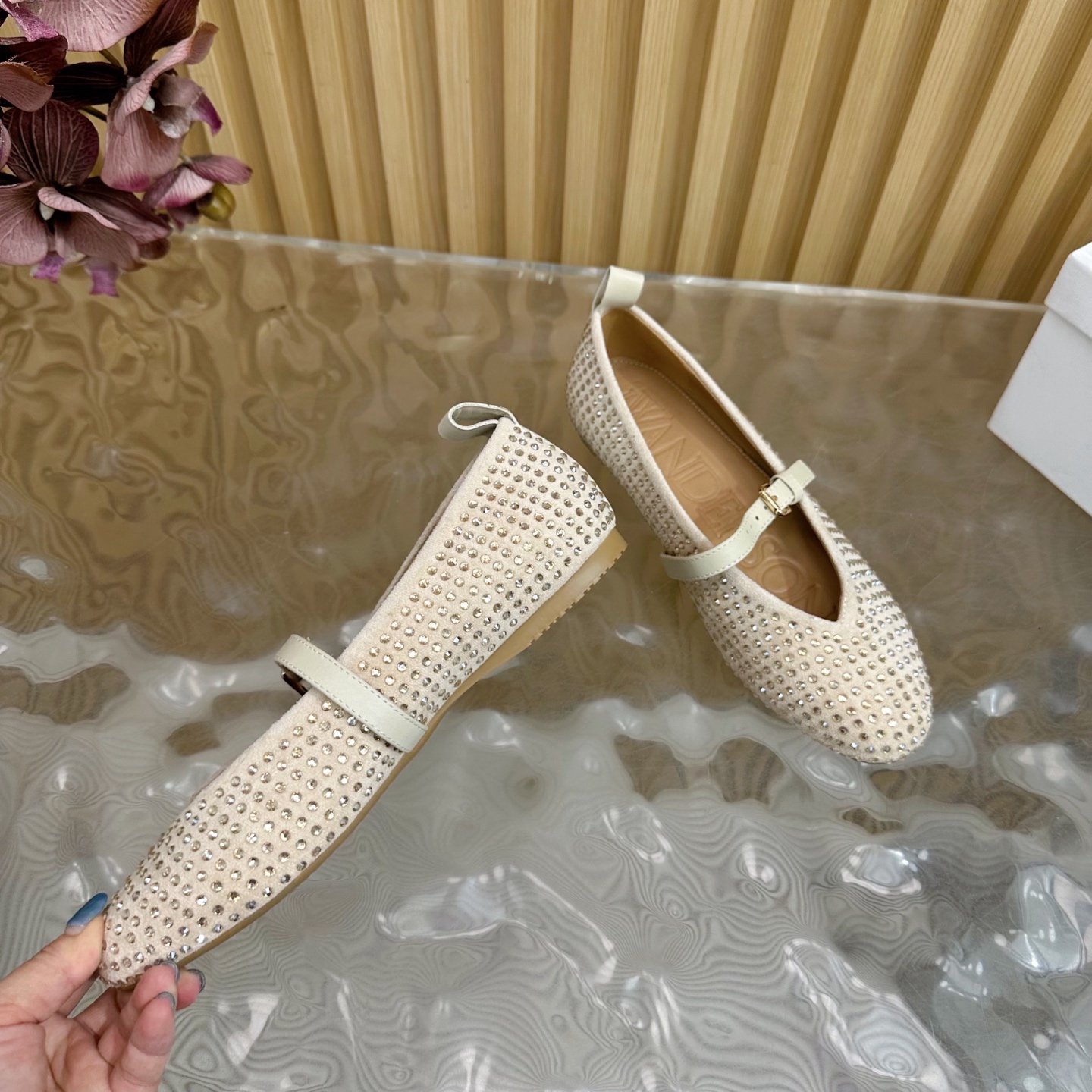 Review: High-Quality Mary Jane Shoe with Unique Design and Comfortable Fit - 图片 8