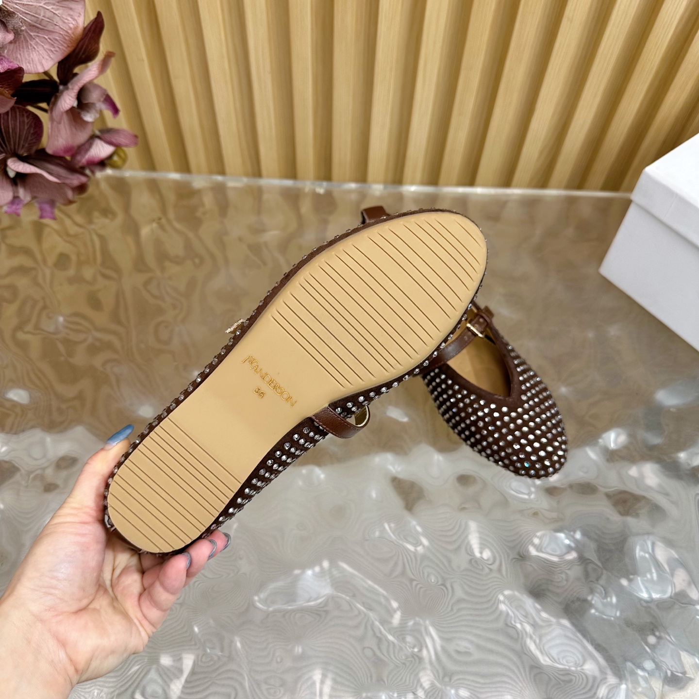 Review: High-Quality Mary Jane Shoe with Unique Design and Comfortable Fit - 图片 9