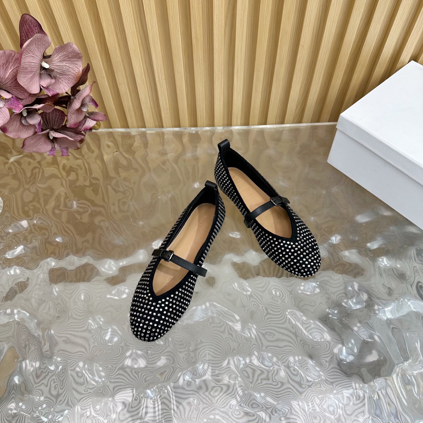 Review: High-Quality Mary Jane Shoe with Unique Design and Comfortable Fit - 图片 6