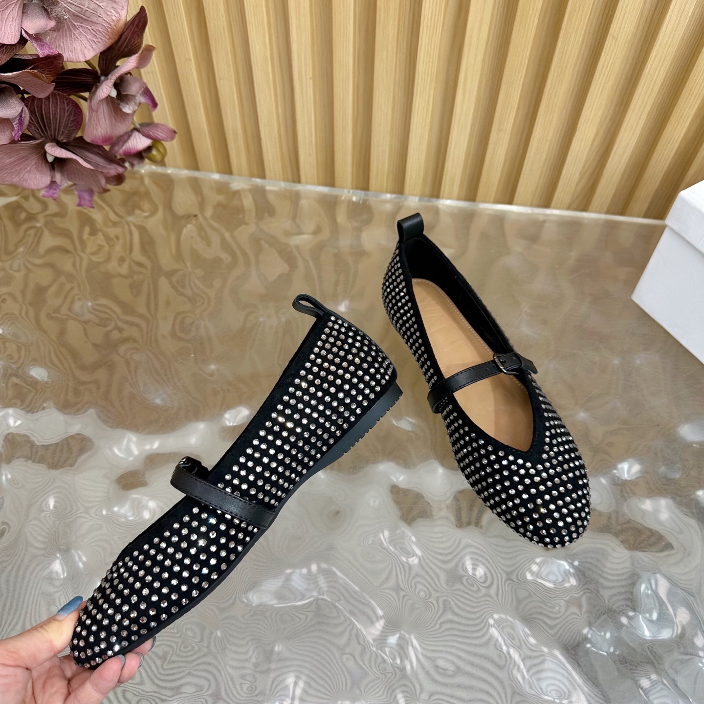 Review: High-Quality Mary Jane Shoe with Unique Design and Comfortable Fit - 图片 8