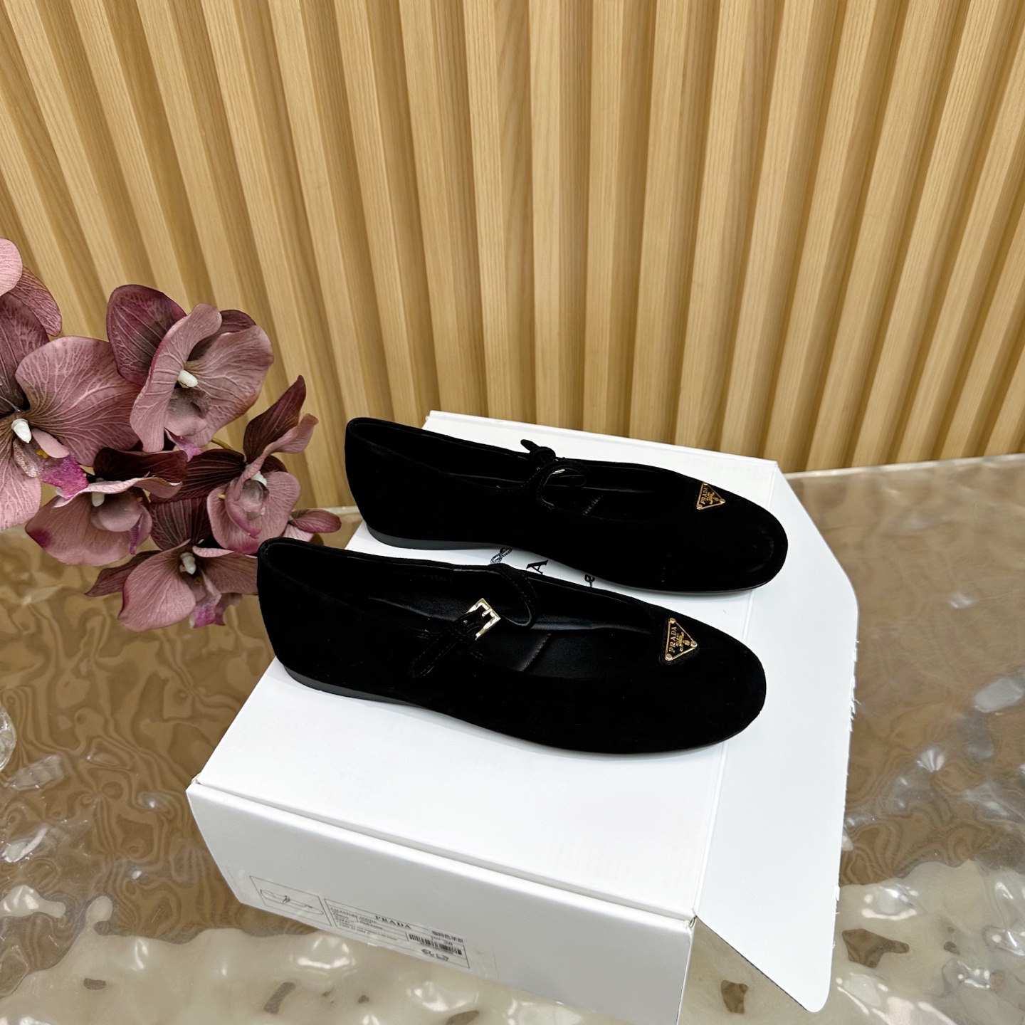 NO:442637,High-version | Prada 5 new products, new style of counter Mary Zhen sandals/single shoes, new series, ————————————————————————————————————————————————————————————————————————————————————————————————————————————————————————————————————————————————————————————————————————————————————————————————————————————————————————————————————————————————————————————————————————————————————————————————————————————————————————————————————————————————————————————————————————————————————————————————————————————————————————————————————————————————————————————————————————————————————————————————19860909高版本 | Prada 5 新品 专柜新款玛丽珍凉鞋/单鞋 系列上新 —————配飞机盒 鞋面羊京  内里特定混种羊皮内里 大底原版开模橡胶底 鞋码:35-42（40、41、42定制不退换） 原版专柜全套豪华包装,玛丽珍,prada,sandals,mary jane,sheepskin,sheep,Women's Shoes