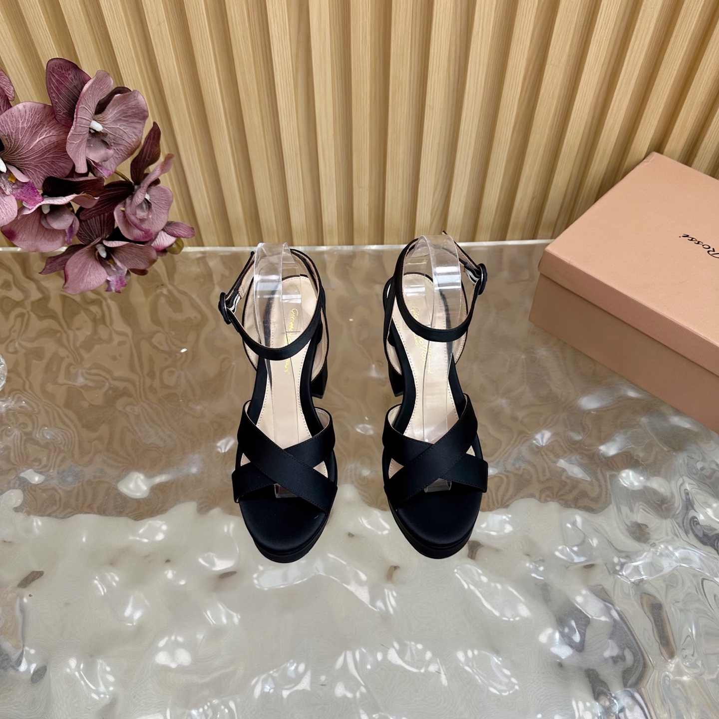 Gianvito Rossi 2025 High-Heavy Sandals: Immortal Legend of Fashion - 图片 5