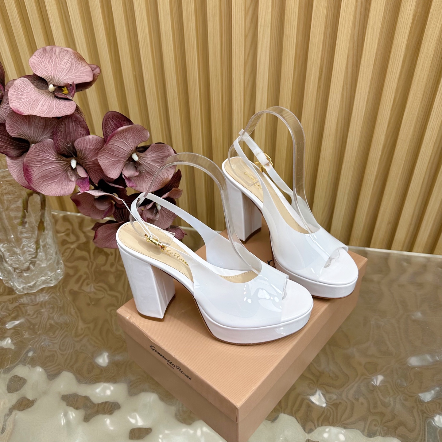 Gianvito Rossi High-Heel Sandals: Immortal Legend of Fashion. - 图片 3