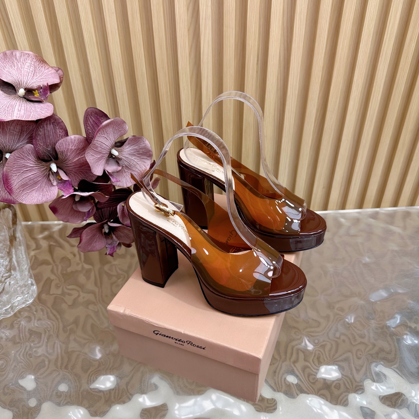 Luxury Gianvito Rossi High-Heel Sandals: Timeless Elegance in 2025 Fashionista’s Must-Have.