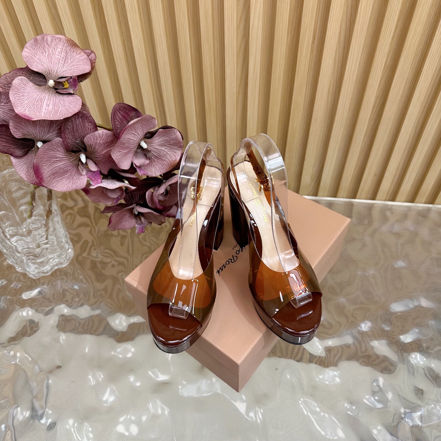 Luxury Gianvito Rossi High-Heel Sandals: Timeless Elegance in 2025 Fashionista’s Must-Have. - 图片 4