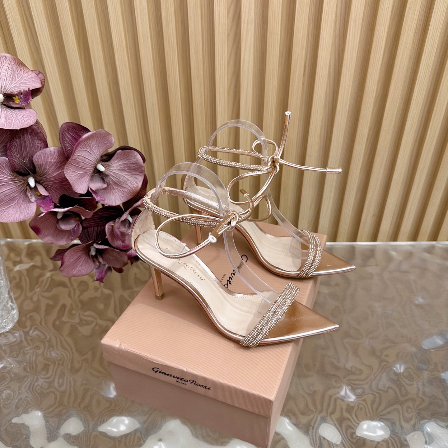 Luxurious Gianvito Rossi High-Heel Sandals: 2025 Classic Fashion Legend