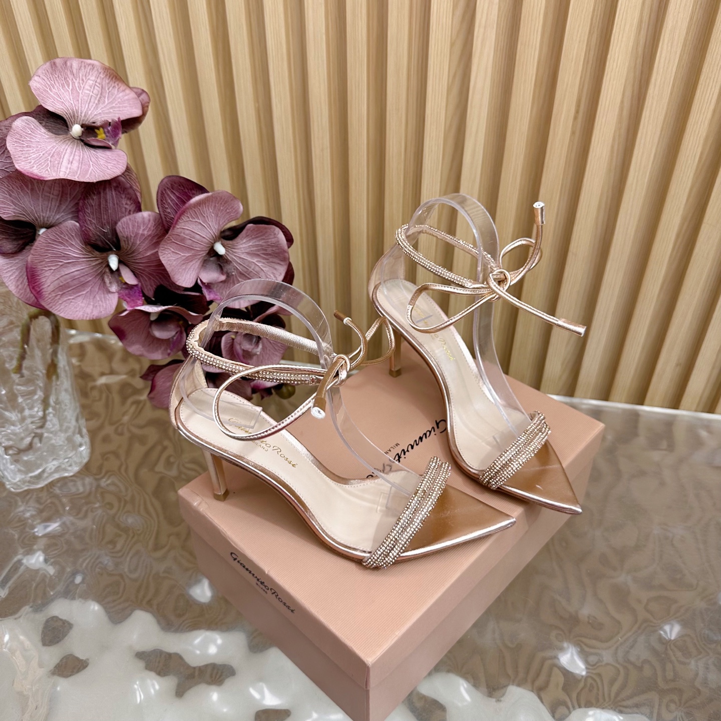 Luxurious Gianvito Rossi High-Heel Sandals: 2025 Classic Fashion Legend - 图片 3