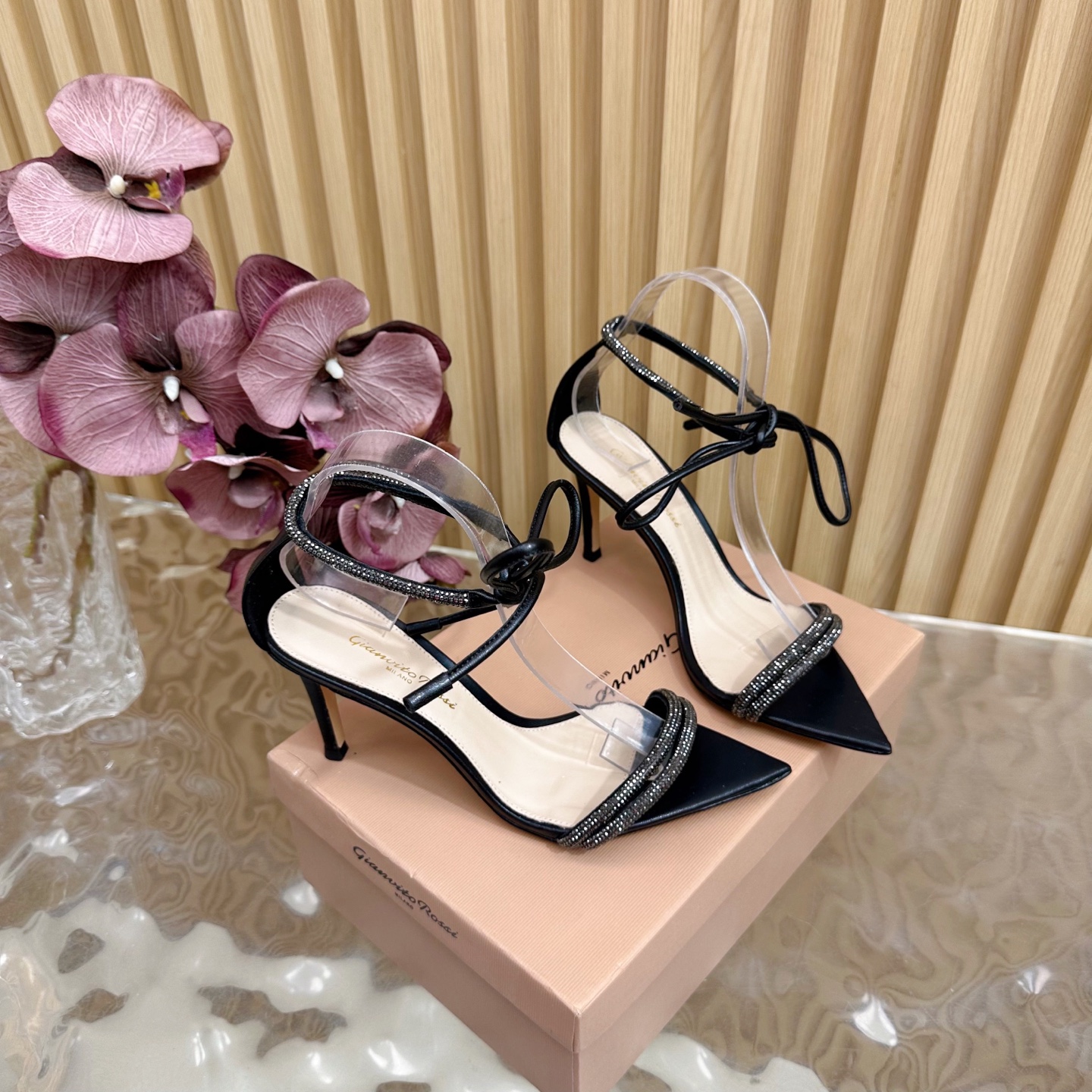 Gianvito Rossi High-Heel Sandals: Immortal Legend of Fashion, 2025 Classic (Summary: Elegant design with premium materials, custom options available) - 图片 3