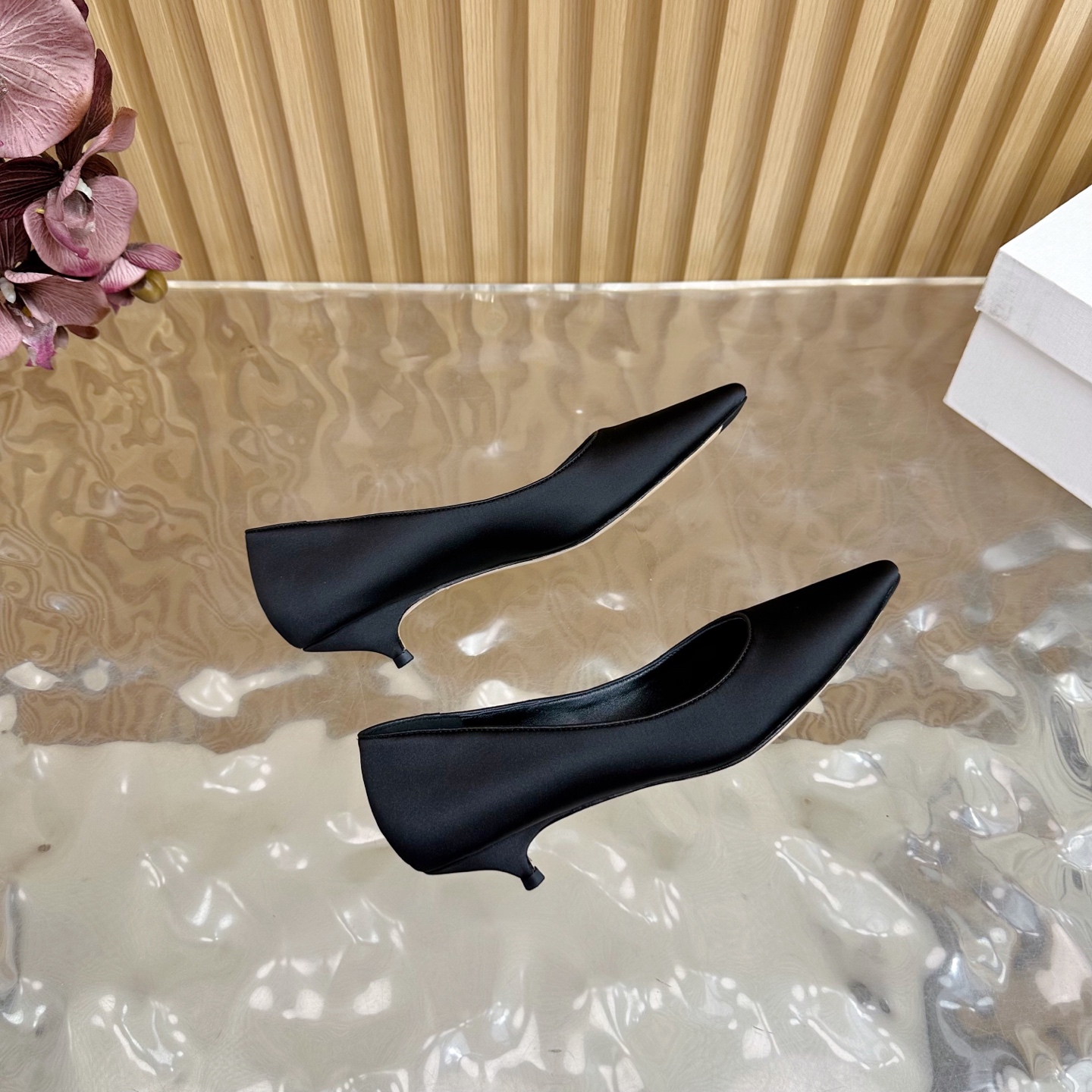 High-quality, Small Crowds: Row25 Spring & Summer Shoe Retrospect – Comfortable, Stylish, Imported Italian Leather. - 图片 7
