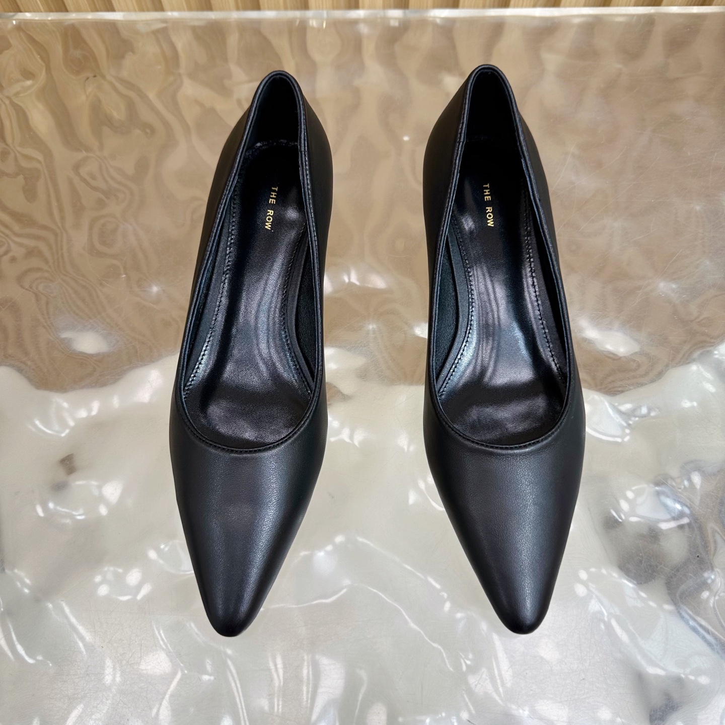 Review: High-quality, small crowds adore the chic and comfy Row25 spring/summer shoes. - 图片 5