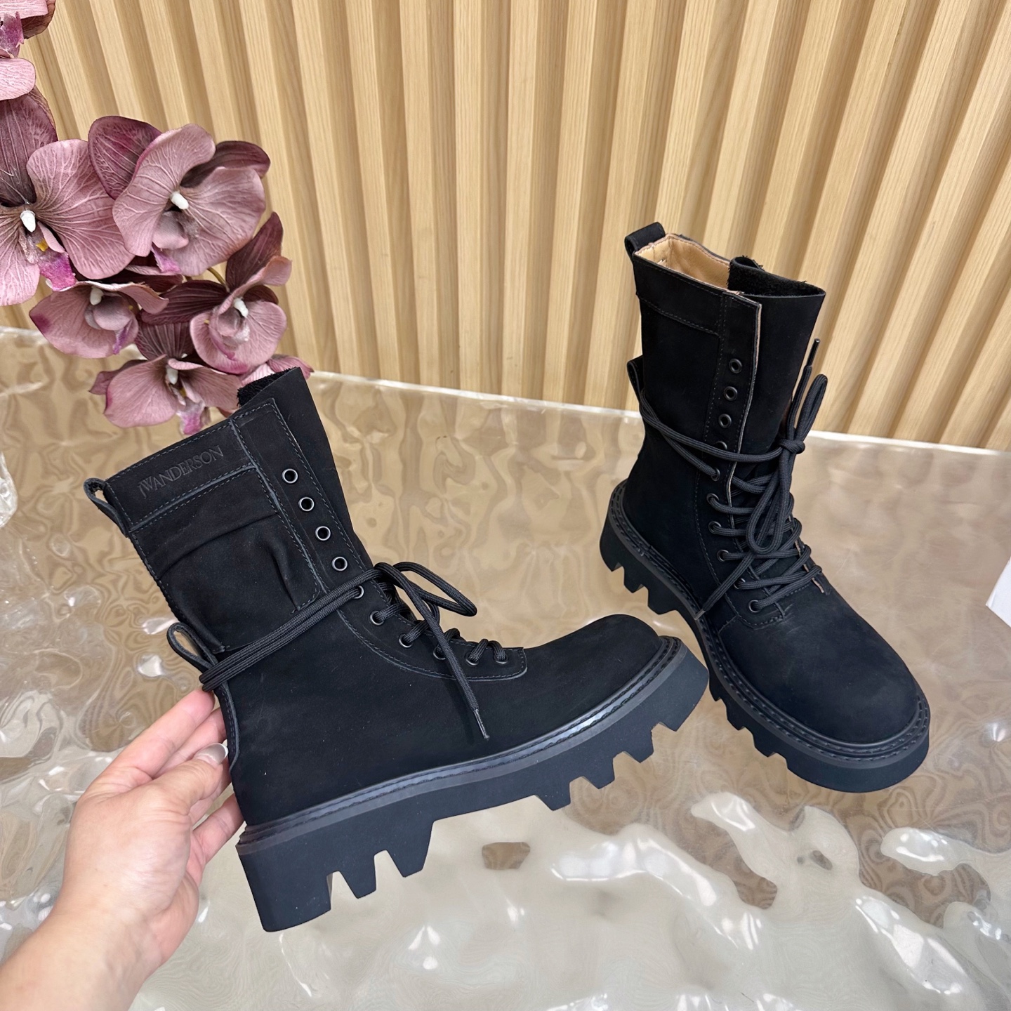 High-Quality Janderson Tribe Martin Boots: Comfortable and Stylish Footwear for All Seasons. - 图片 8