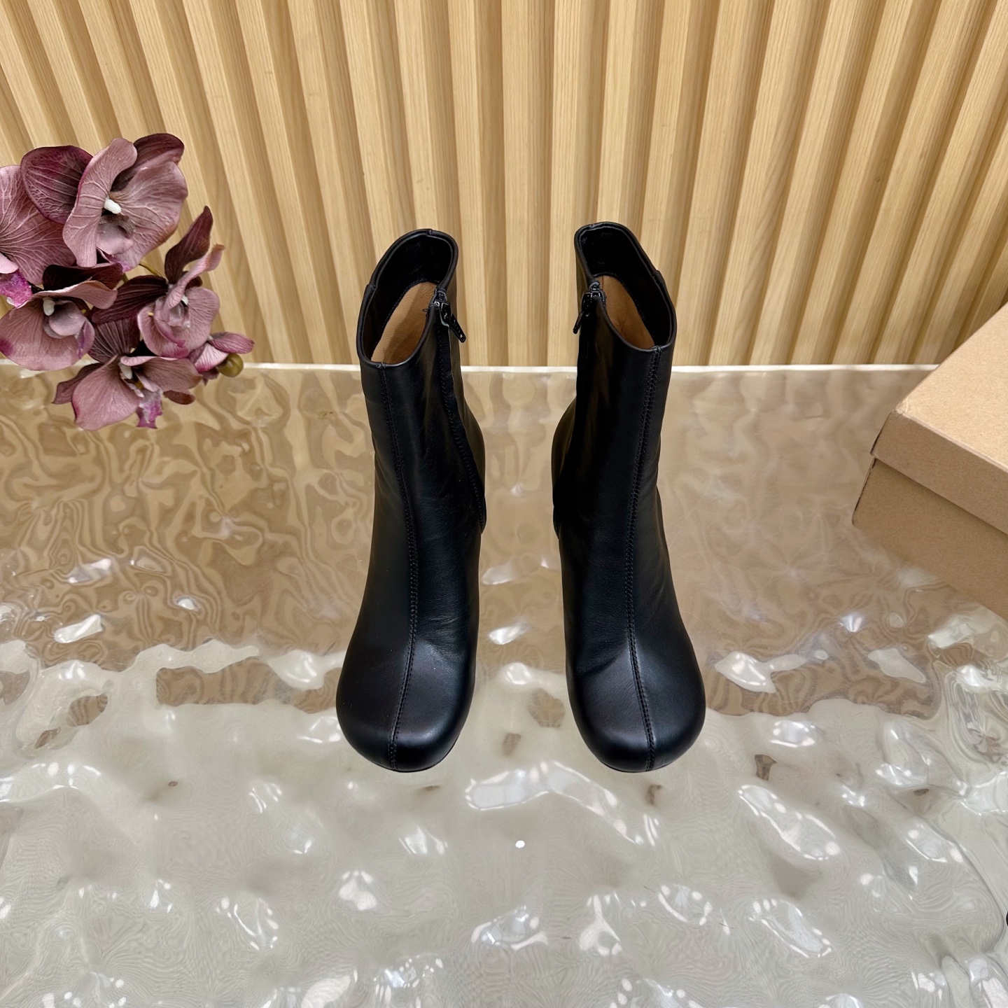 LEMAIRE 25 Shoes: French Elegance and Comfort in Every Step - 图片 5