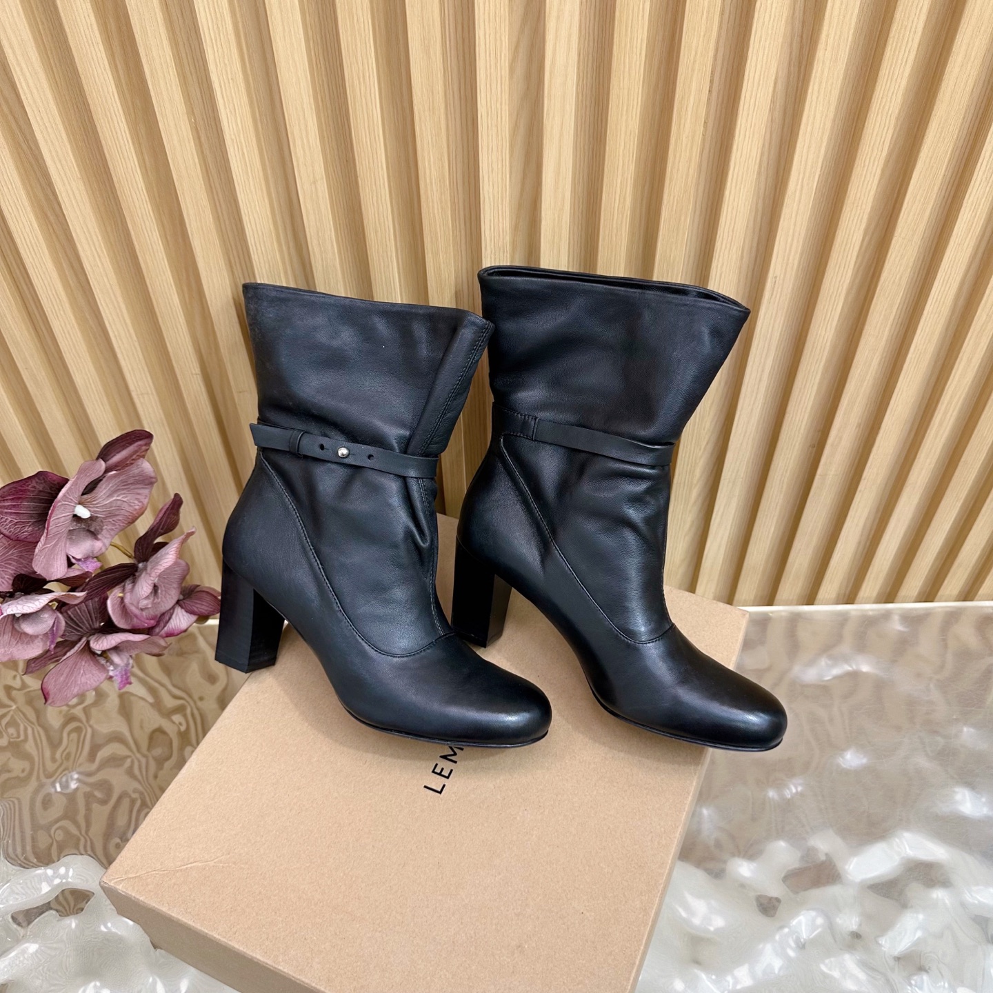 LEMAIRE 25 Shoes: French Elegance and Luxury Comfort in Every Step - 图片 3