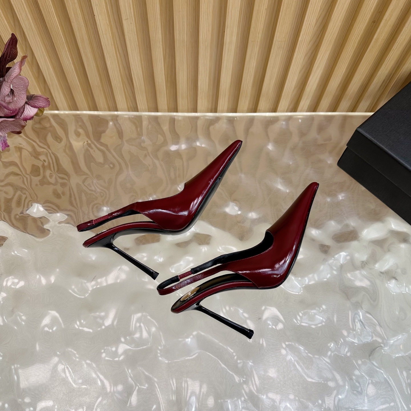 SAINT LAURENT Saint Roland 25ss Floral Pointy Heel Heels with YSL Metal Detail – Product Details - 图片 9