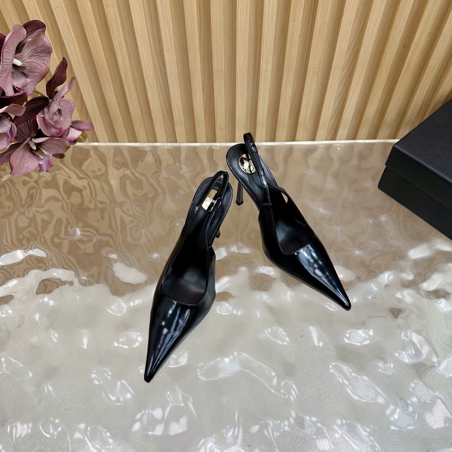 SAINT LAURENT Saint Roland 25ss Pointy Heel Heels with Flowers – 696YSL Metal Detail, High Aerobic Properties - 图片 7