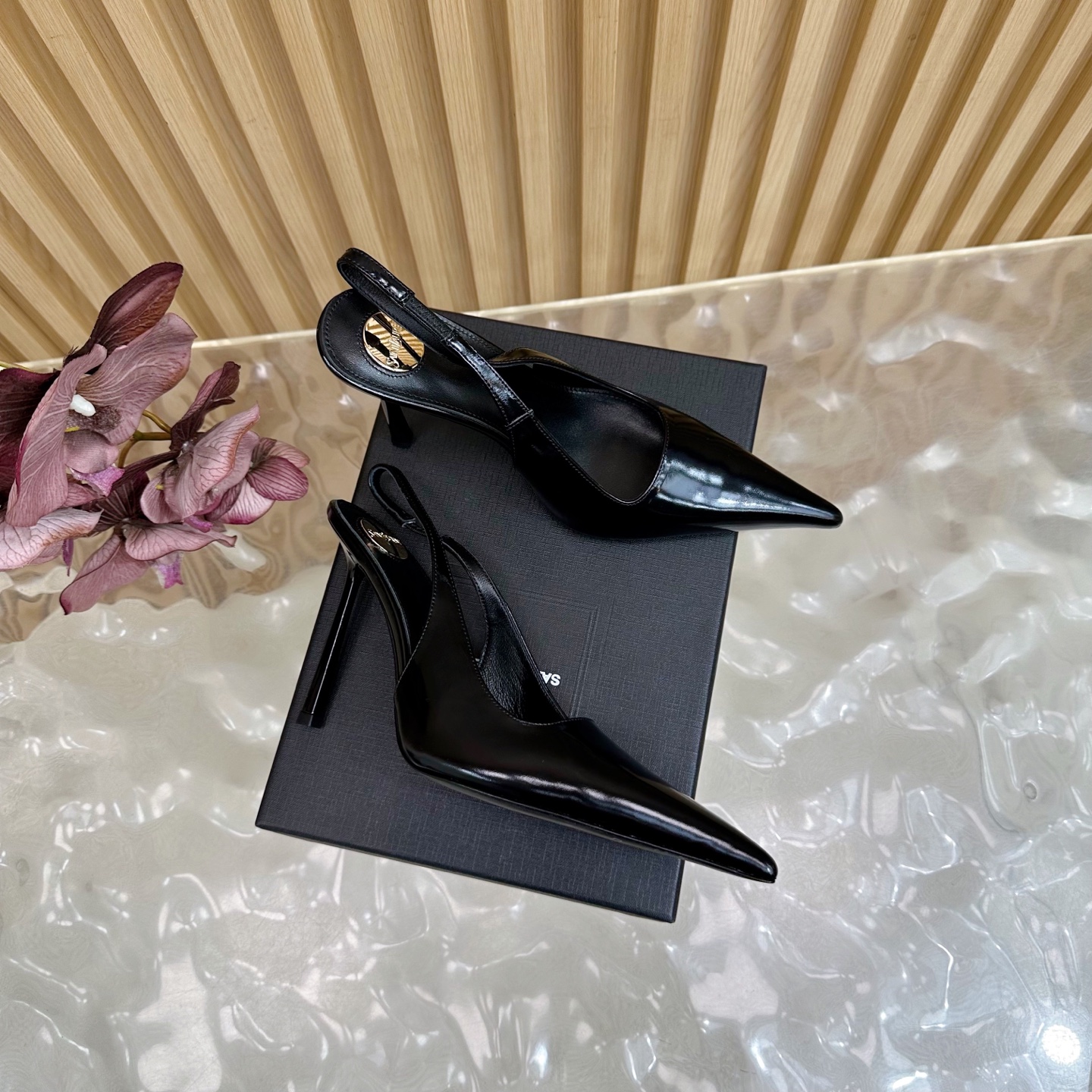 SAINT LAURENT Saint Roland 25ss Pointy Heel Heels with Flowers – 696YSL Metal Detail, High Aerobic Properties - 图片 2