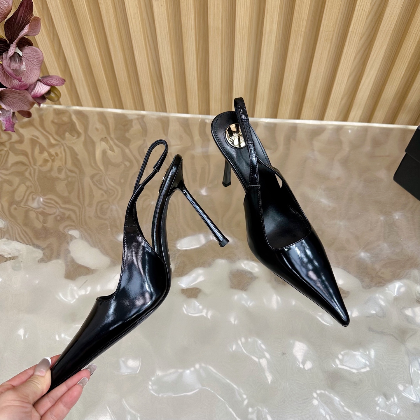 SAINT LAURENT Saint Roland 25ss Pointy Heel Heels with Flowers – 696YSL Metal Detail, High Aerobic Properties - 图片 8