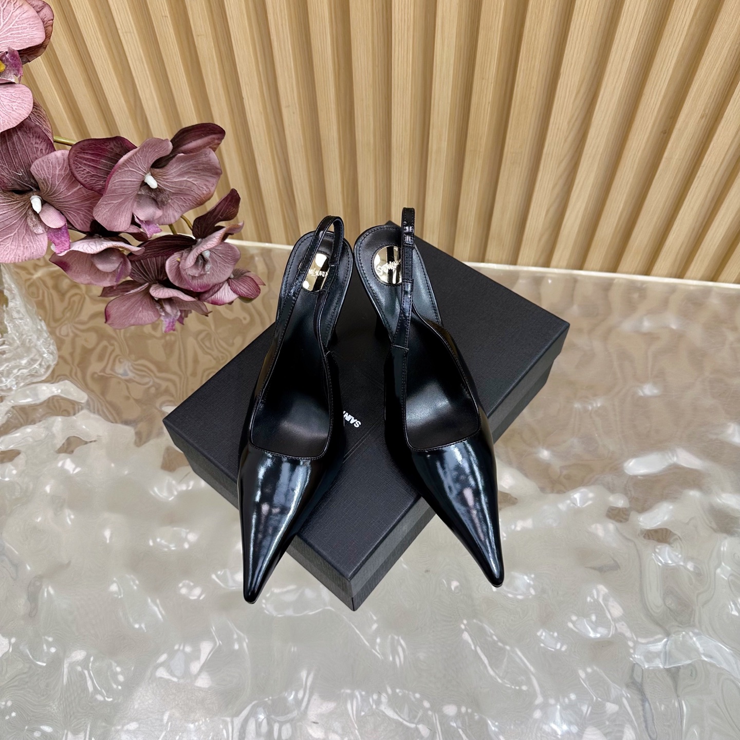 SAINT LAURENT Saint Roland 25ss Pointy Heel Heels with Flowers – 696YSL Metal Detail, High Aerobic Properties - 图片 4