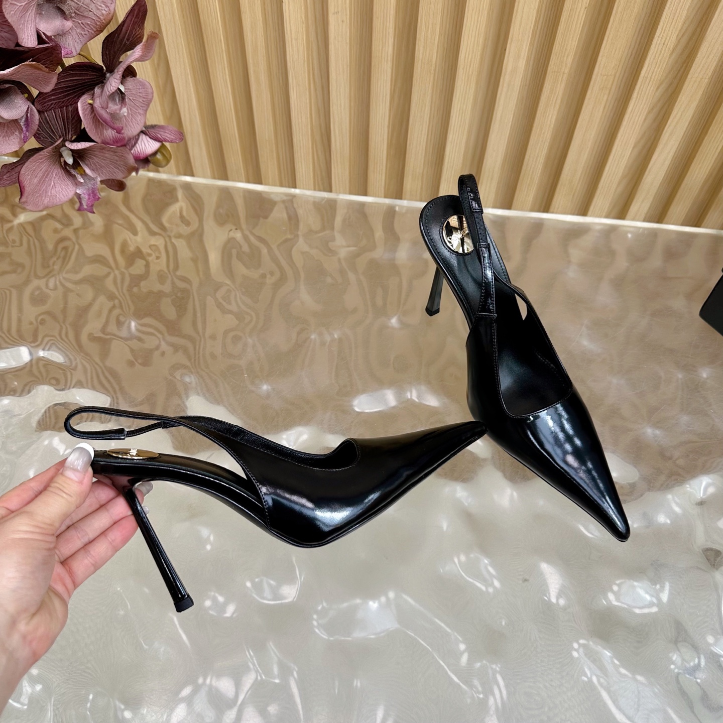 SAINT LAURENT Saint Roland 25ss Pointy Heel Heels with Flowers – 696YSL Metal Detail, High Aerobic Properties - 图片 9