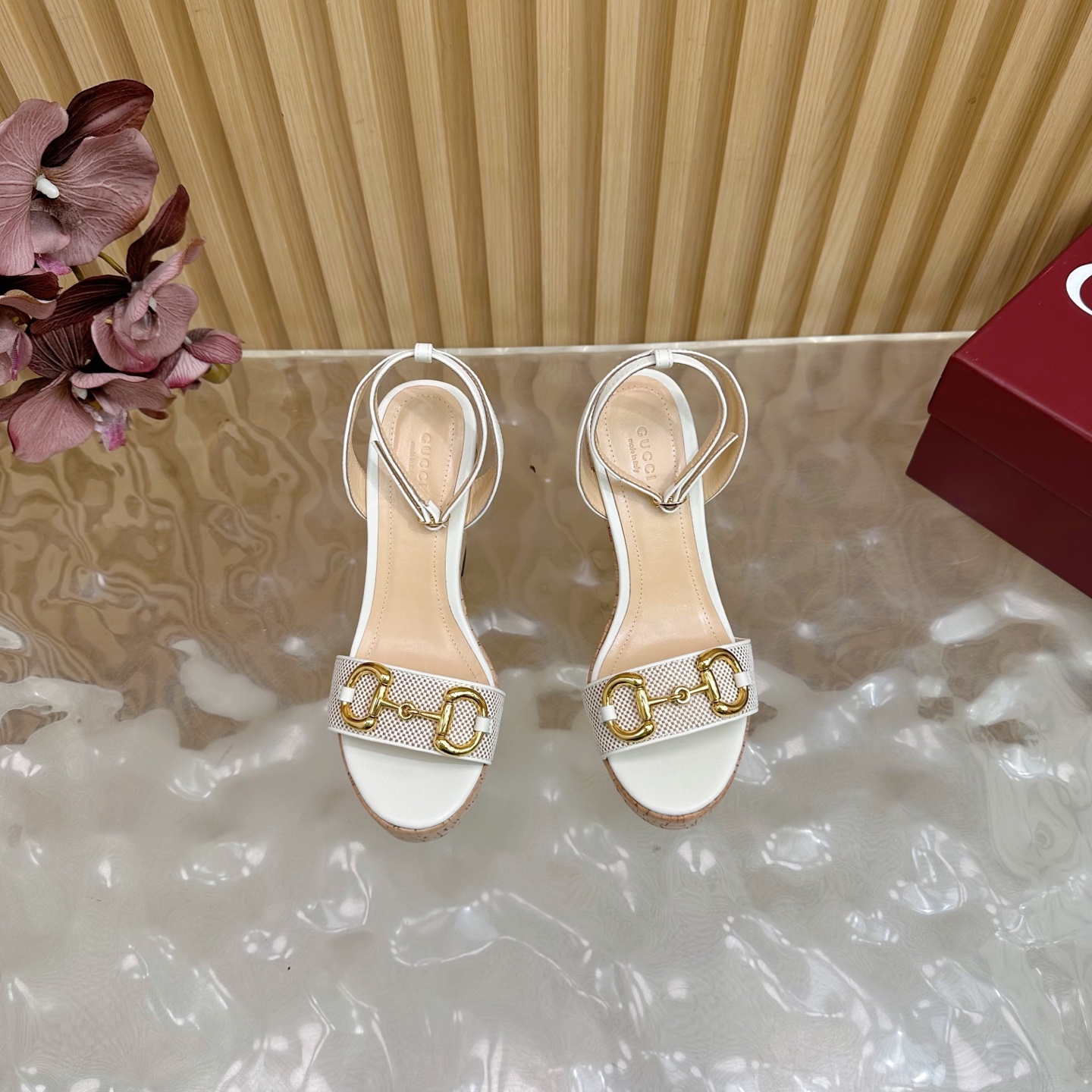 Gucci Classic Cascade Slipper: Italian Confidence in Fashion, Real Leather, High Heel – Size 35-39 - 图片 4