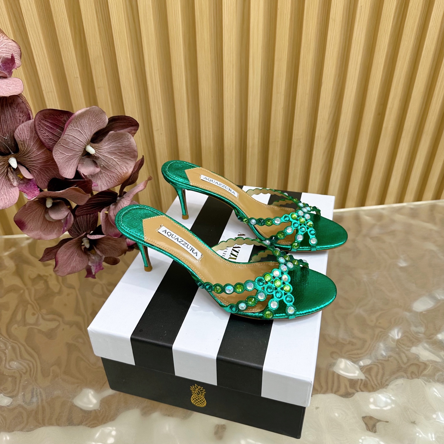 “Aquazzura 2025 Top Version: Elegant Sheepskin Shoes for Parties and Nightclubs – High Quality Italian Design”