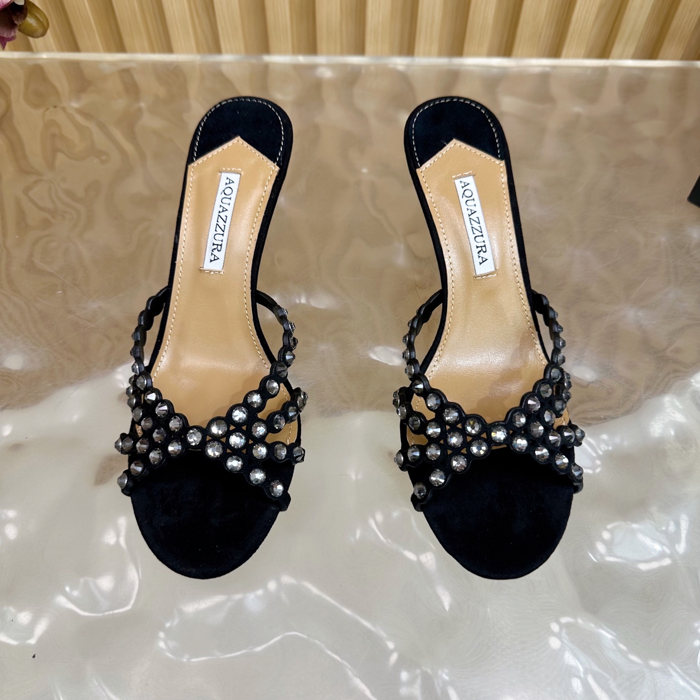 “Aquazzura Top Version 2025: High-Quality Sheepskin Shoes for Party and Night Club Styles – Full Package Included” - 图片 4