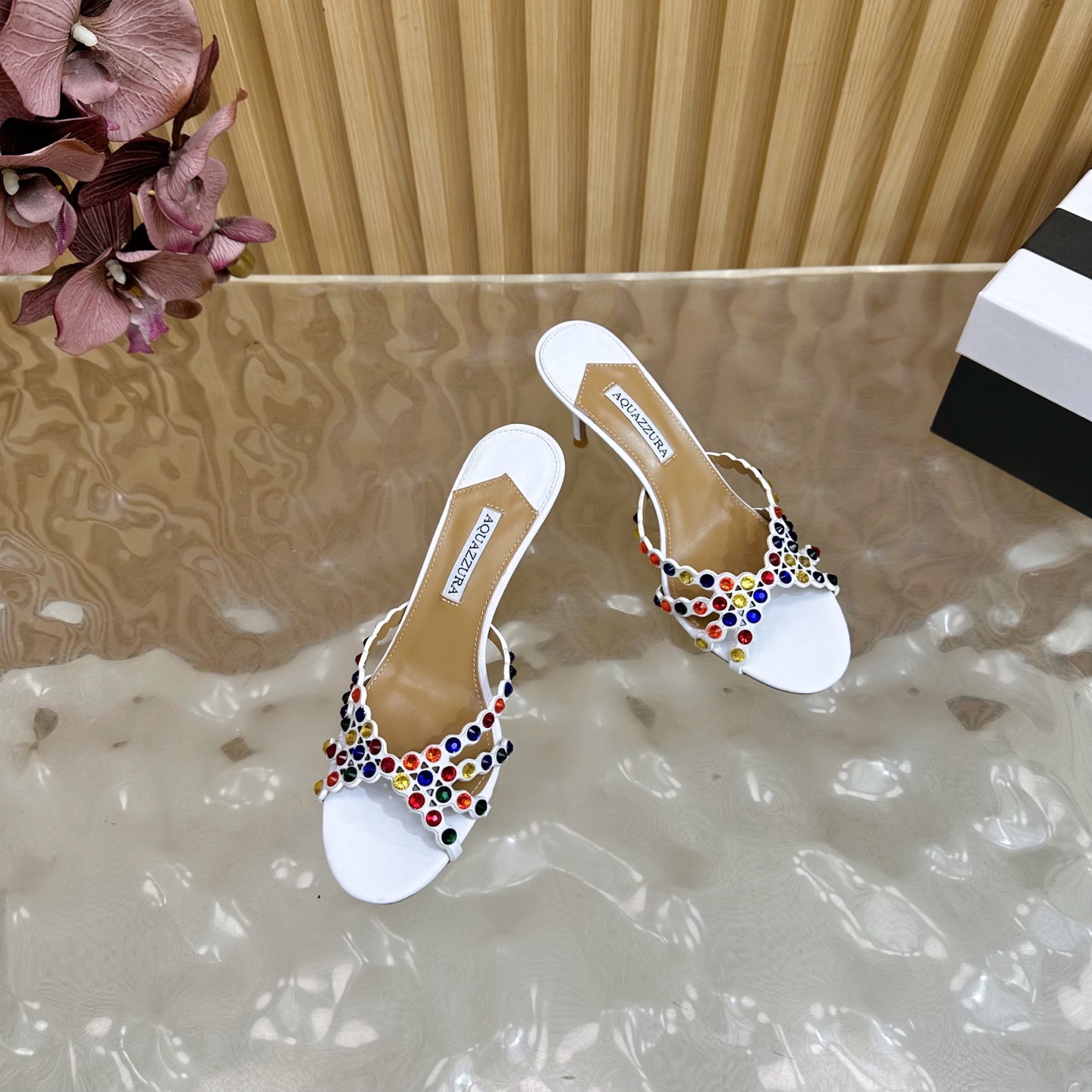 “Aquazzura 2025 Top Version Women’s Party Shoes: High-Quality Italian Leather, 9.5cm Heels” - 图片 5