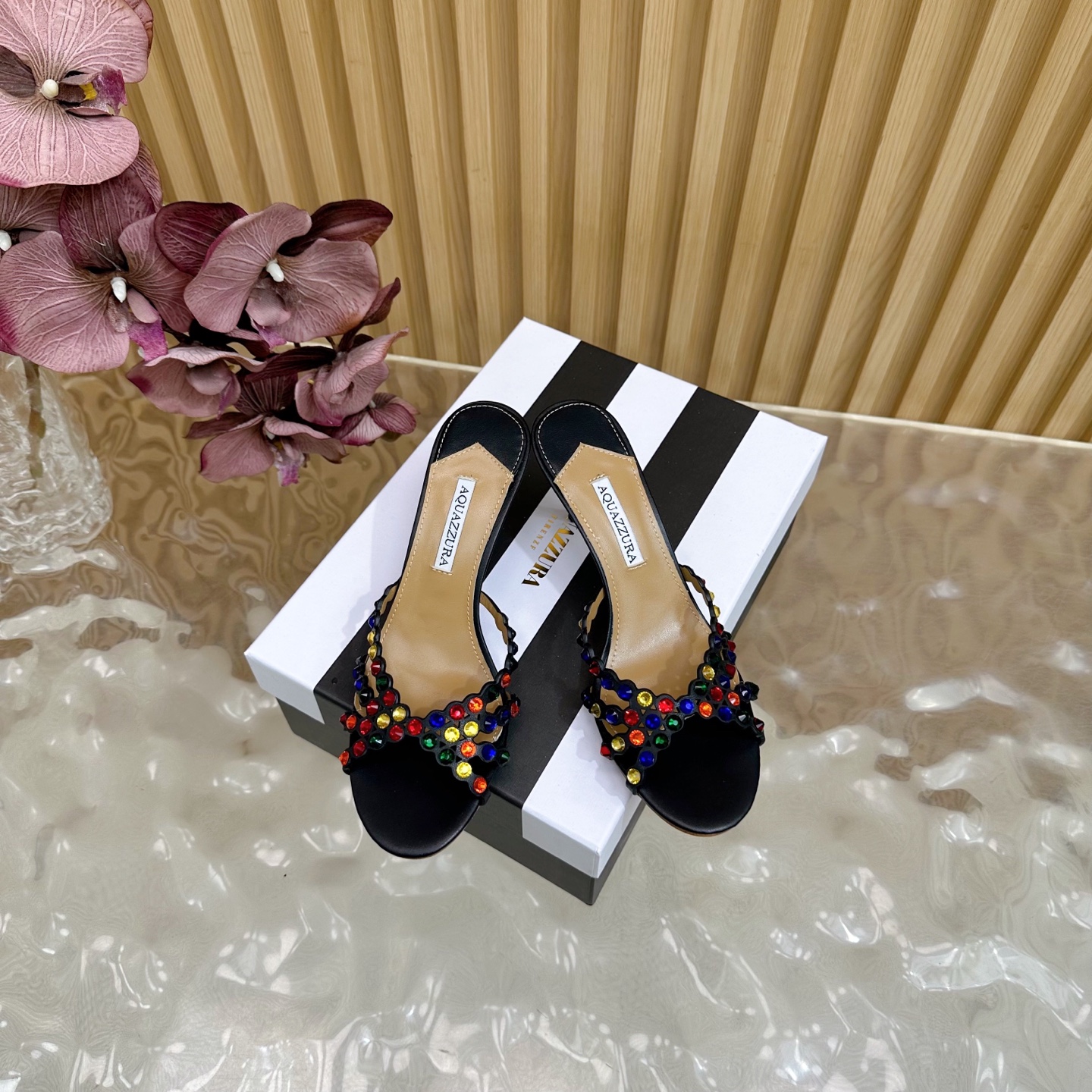 Title: Aquazzura 2025 Top Version Women’s Shoes Summary Summary: High-quality feminine shoes with sheepskin and Italian leather, suitable for parties and nightclubs, 9.5 cm - 图片 3