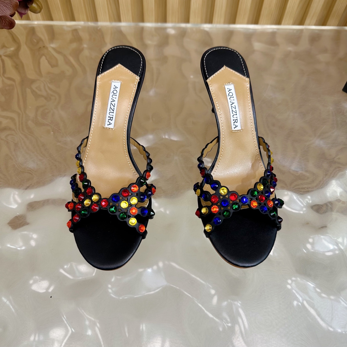 Title: Aquazzura 2025 Top Version Women’s Shoes Summary Summary: High-quality feminine shoes with sheepskin and Italian leather, suitable for parties and nightclubs, 9.5 cm - 图片 4