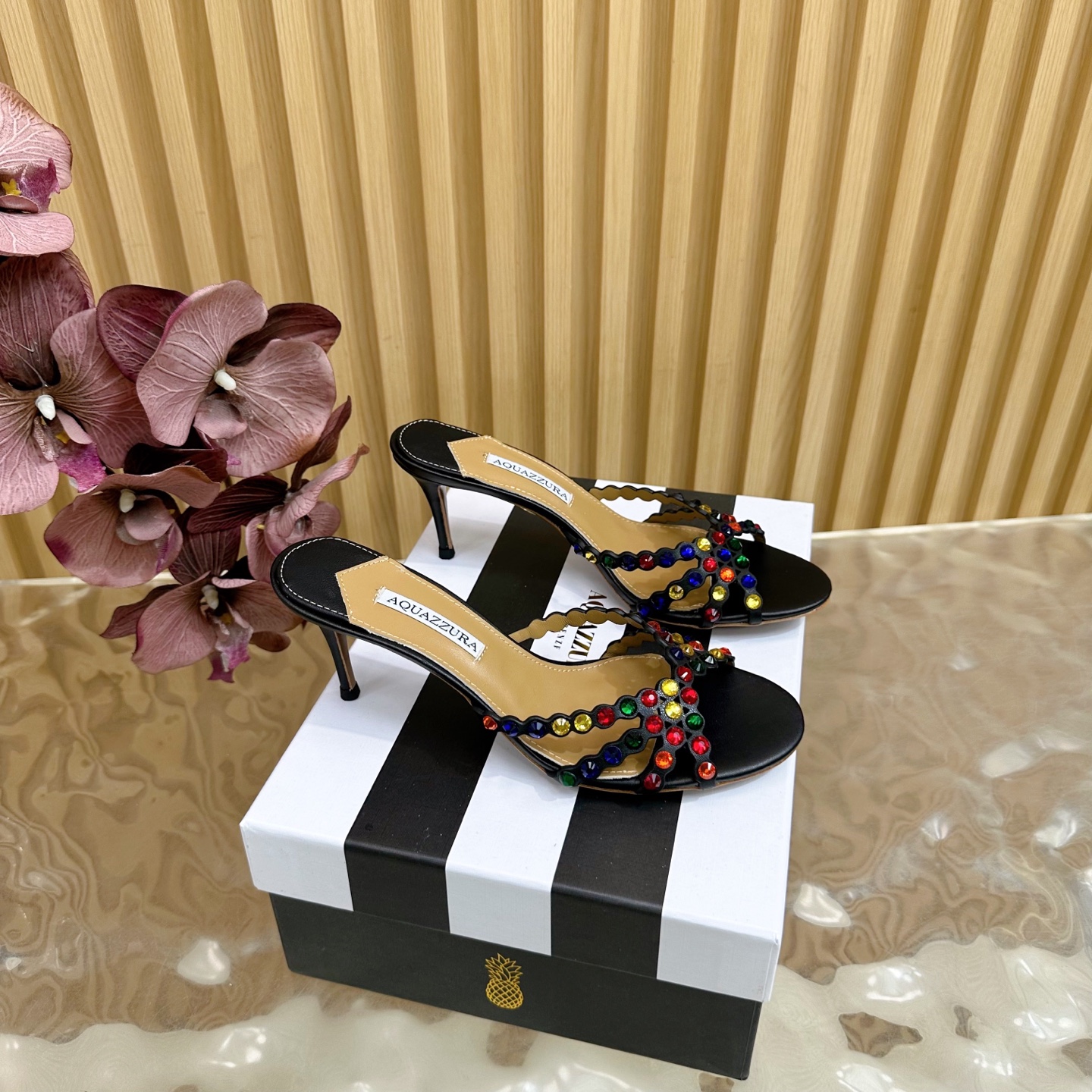 Title: Aquazzura 2025 Top Version Women’s Shoes Summary Summary: High-quality feminine shoes with sheepskin and Italian leather, suitable for parties and nightclubs, 9.5 cm