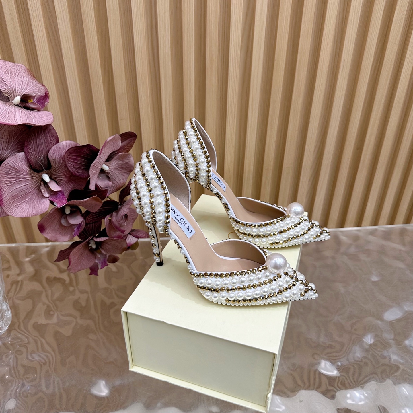 NO:478484,2025SSJIMMY CHOO Dinner High Heel Sandals/Single Shoes ——————————————————————————————————————————————————————————————————————————————————————————————————————————————————————————————————————————————————————————————————————————————————————————————————————————————————————————————————————————————————————————————————————————————————————————————————————————————————————————————————————————————————————————————————————————————————————————————————————————————————————————————————————————————————————————————————————————————————————————————————  heels cowhide sheepskin198609092025SSJIMMY CHOO 晚宴高跟凉鞋/单鞋 ——————————顶级版本 澳大利亚尖头 圆头系列、简直是美上天了,爱上优雅、爱上俏皮的未来感,光看一眼便想马上拥有,但一双精致的高跟鞋确是可以想想滴～ 系列专为超凡绝伦、无所谓的女士而设计,从而打造出别致的整体效果,Jimmy Choo 设计出激发女性一往无前的产品彰显魅力 1面料:珍珠烫钻 2内里 羊皮内里 超级柔软细腻 3大底 进口意大利原色牛皮底 4码数 35一39 (40、41.42 定制) 5跟高 10cm,高跟鞋凉鞋,jimmy choo,sandals,high heels,cowhide,sheepskin,Women's Shoes