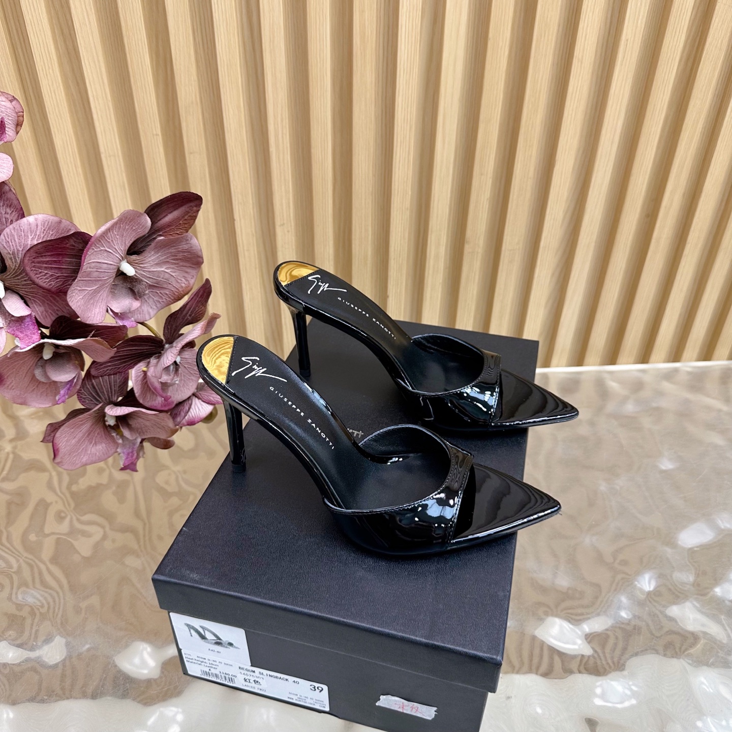 Giuseppe Zanotti Sandales à Talons Aiguilles en Cuir Verni Noir pour Femme