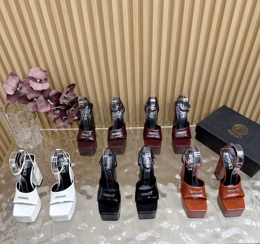 Versace Platform Heels - Stylish and Comfortable Unisex Shoes 1 Versace Platform Heels - Stylish and Comfortable Unisex Shoes