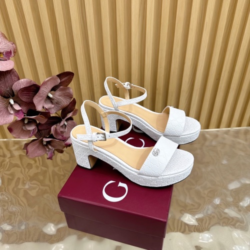 Gucci Horsebit Platform Sandals White Leather, Chic Comfort for Women 1 Gucci Horsebit Platform Sandals White Leather, Chic Comfort for Women