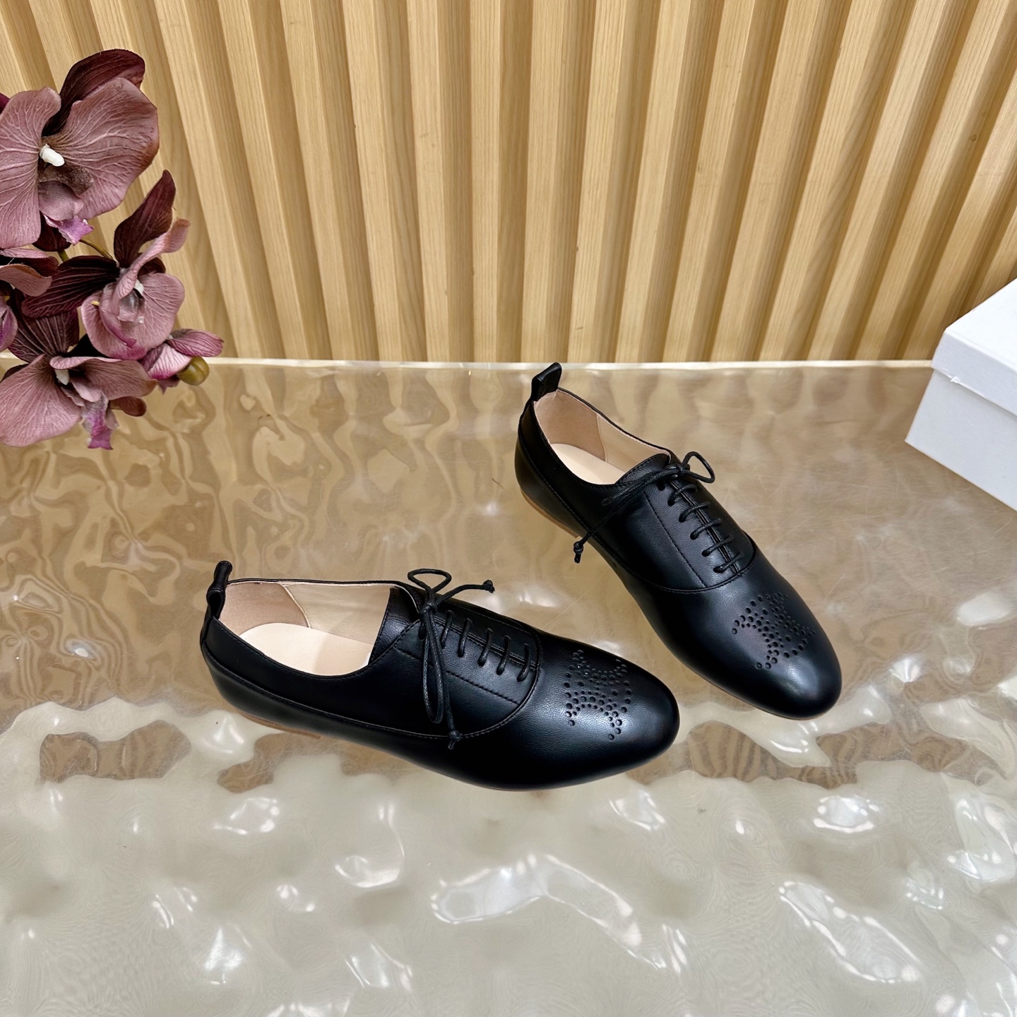 Celine Women's Leather Brogue Shoes Lace-up Flats 8 i1758437347112 5255 0 6