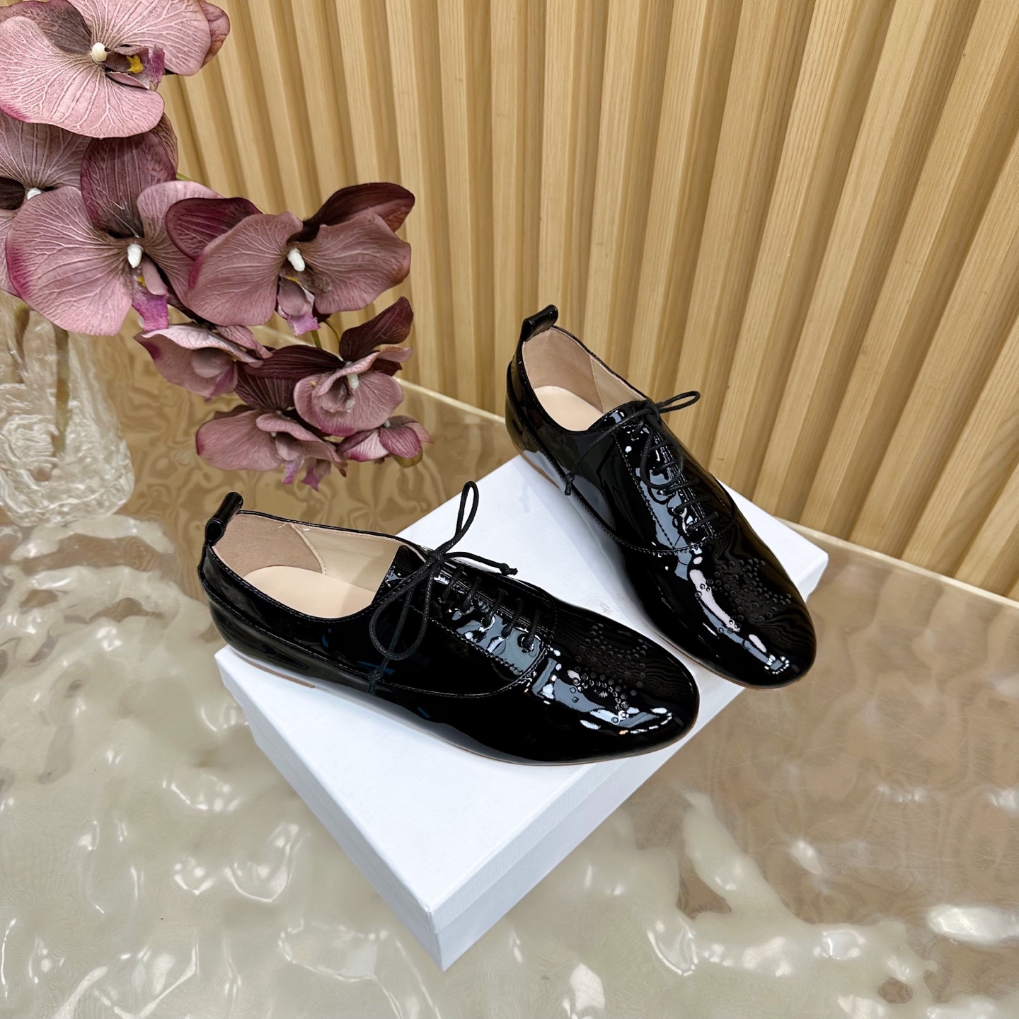 Celine Women's Black Patent Leather Lace-Up Oxford Dress Shoes