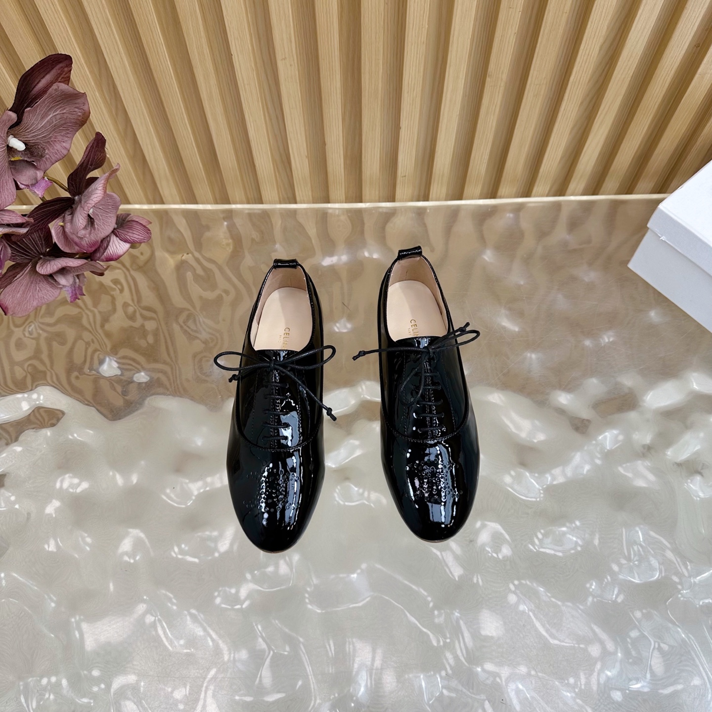 Celine Women's Black Patent Leather Lace-Up Oxford Dress Shoes 5 i1758437381572 5041 0 3