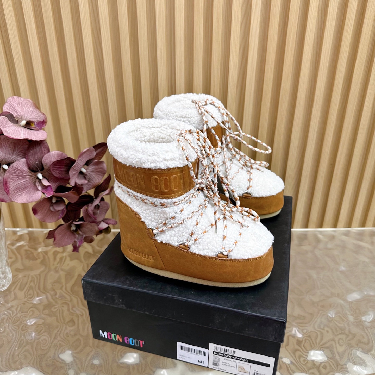 高➕20G178Moon Boot/ 最新vs秋冬最新款雪地靴系丑萌毛毛雪地靴 忘了UGG吧,时髦人都在穿Moon B 高➕20G178Moon Boot/ 最新vs秋冬最新款雪地靴系丑萌毛毛雪地靴 忘了UGG吧,时髦人都在穿Moon B
