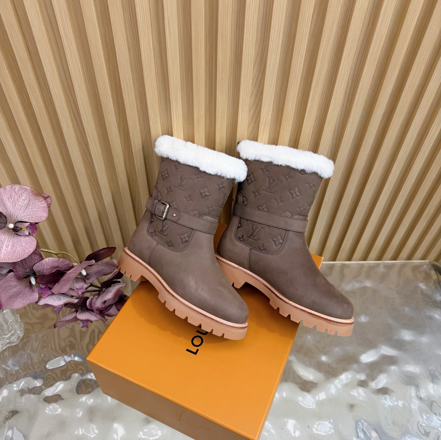 Угги Louis Vuitton